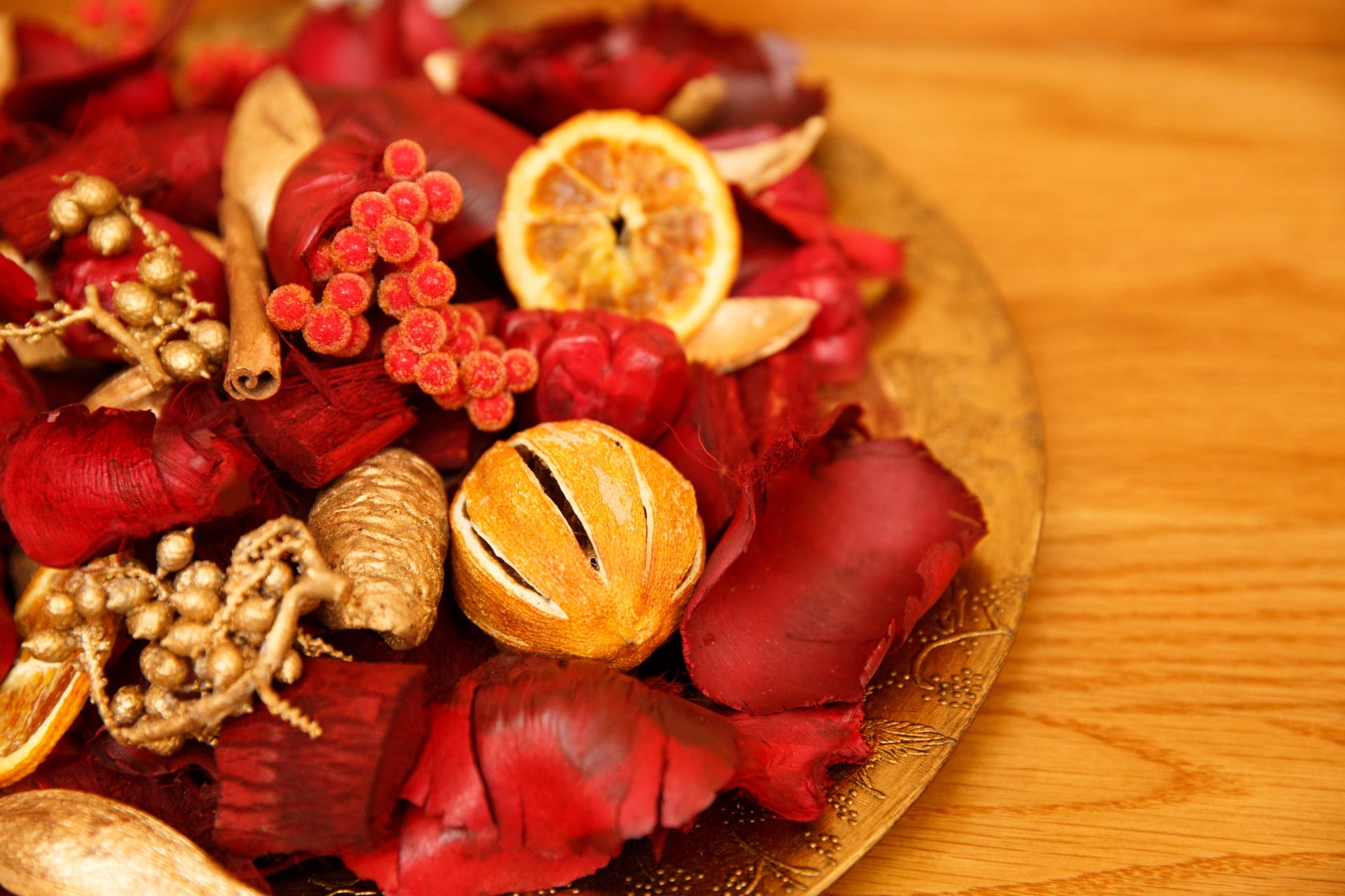 Get a Potpourri or Make a Stove Simmer